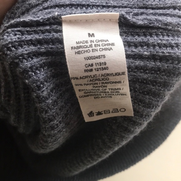 GARAGE blue v-neck sweater, Size M - Picture 4 of 4